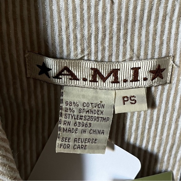 A.M.I. Striped Beige and White Blazer - Picture 3 of 5